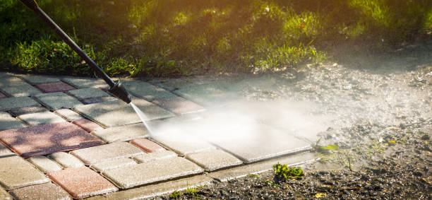 Best Pool Deck Cleaning  in Seattle, WA